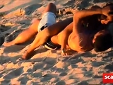 Real Voyeur Video Couple Caught Fucking On An Empty Beach