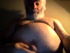 Hairy horny NY daddy bear jerks off on webcam