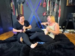 Theticklingarts – The Ticklish Sisters Tickle Fight!